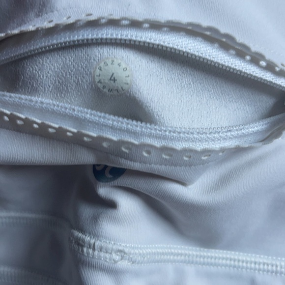 White Lululemon leggings size 4 - Picture 3 of 6